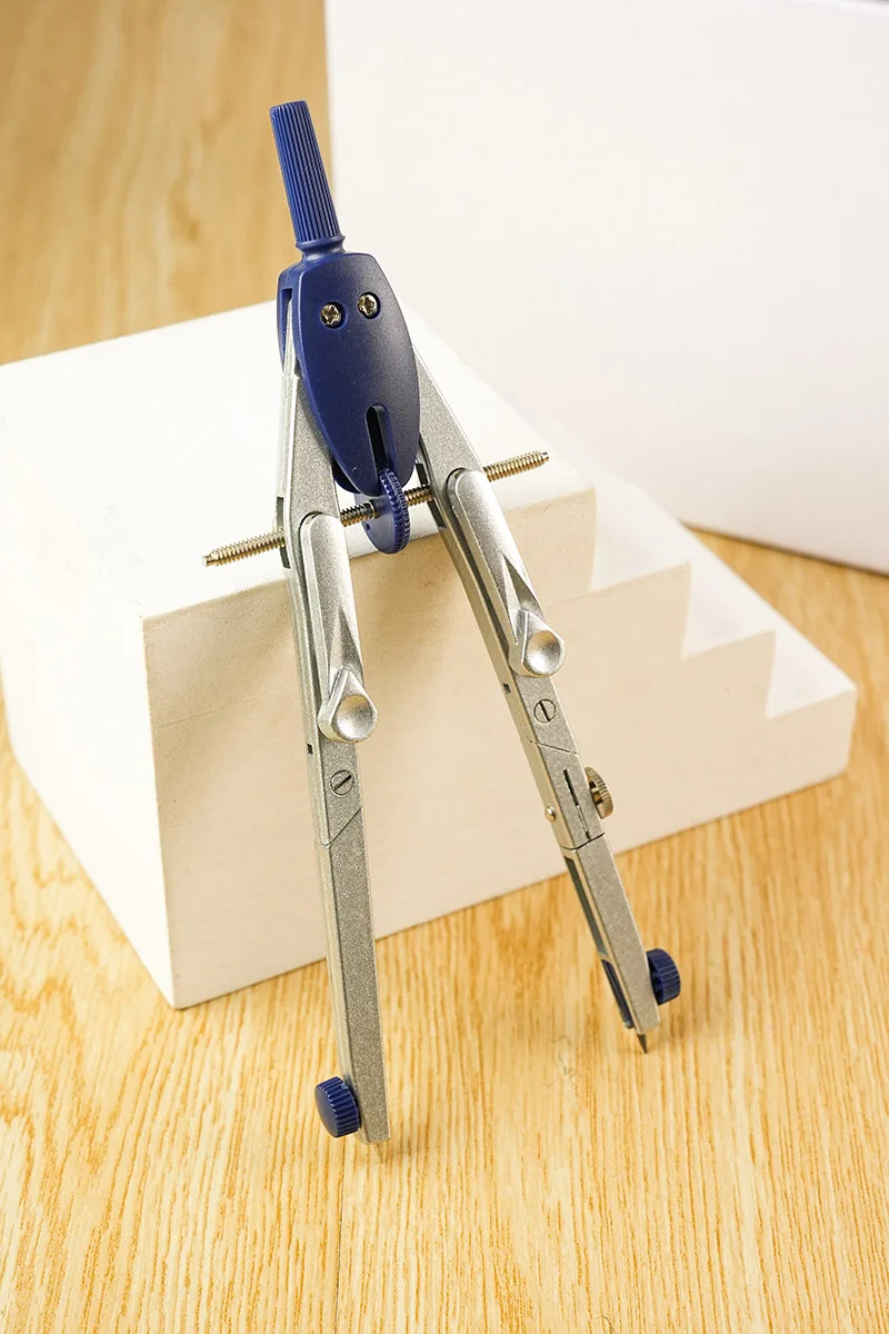 2024 Прямая поставка с завода студенческие канцелярские принадлежности столярная линейка набор компасов металлических