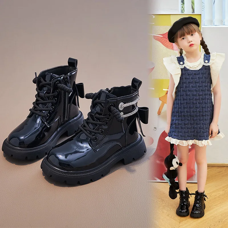 2023 Kinder-Martin-Stiefel mit Reißverschluss, Mädchenmode, Herbst, britischer Stil, trendige Schuhe mit Metalldesign, Strass-Ankle-Boots für Kinder_voghion.com