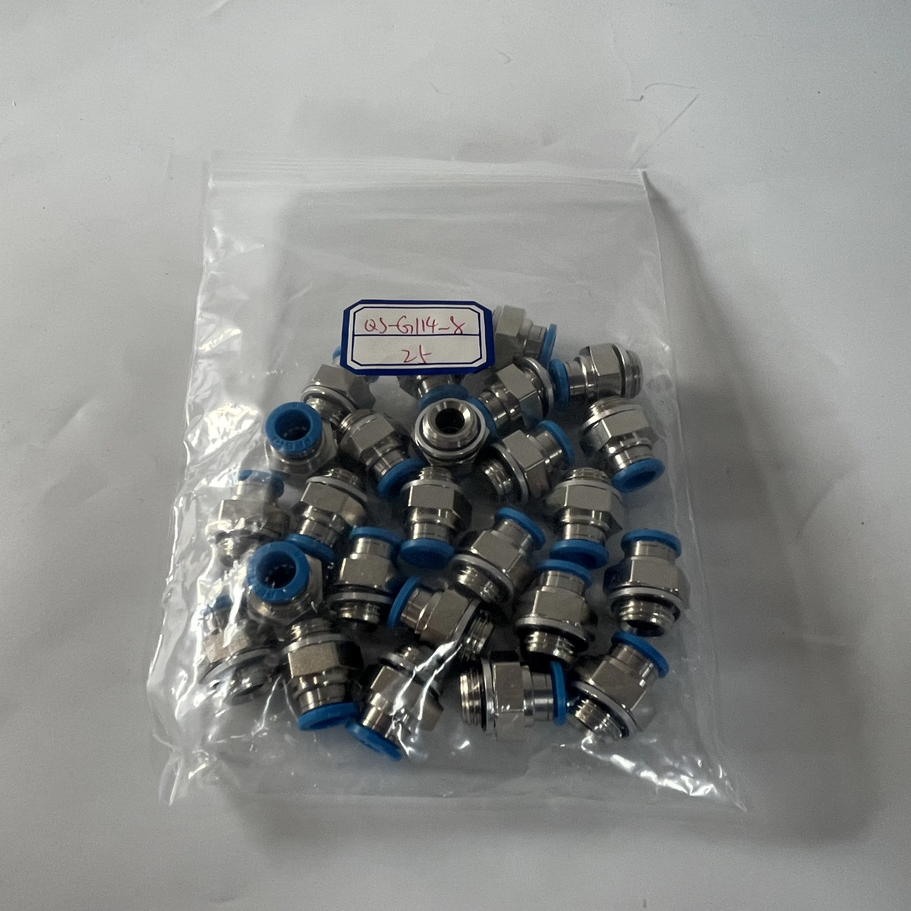 FESTO Pneumatic Push-In Fitting QS-G1/4-8 FESTO Pneumatic Push-In Fitting QS-G1/4-8