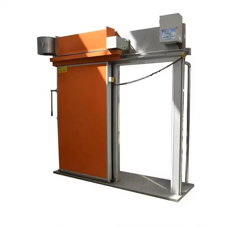 Strongly sealed cold storage sliding door for industrial refrigeration