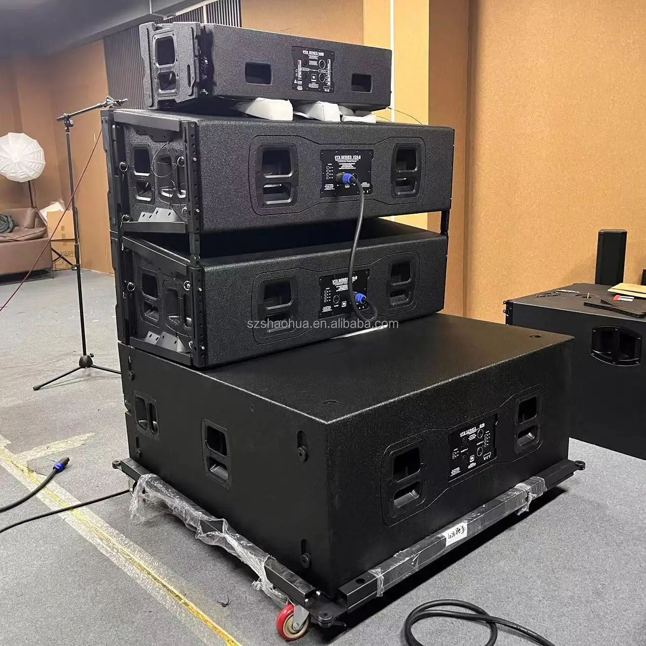 VTX V20 Professional Loudspeakers Dual 10 Inch Three Way Passive Line Array Speaker System