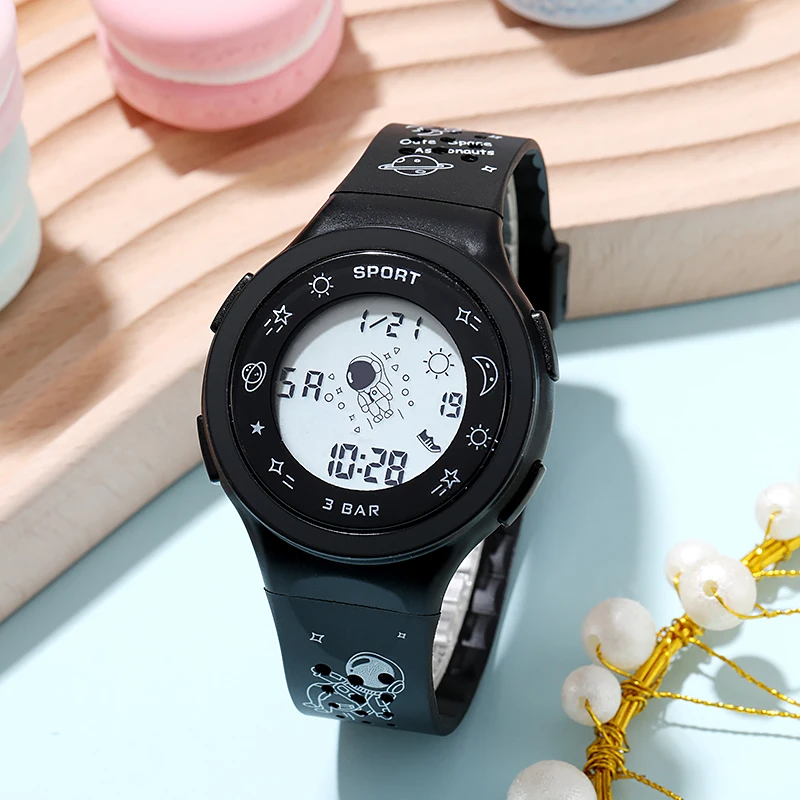 2021 New Rotating Astronaut Digital Watch Fashion Silicone Colorful Watch Strap Multifunctional Waterproof Student Watch