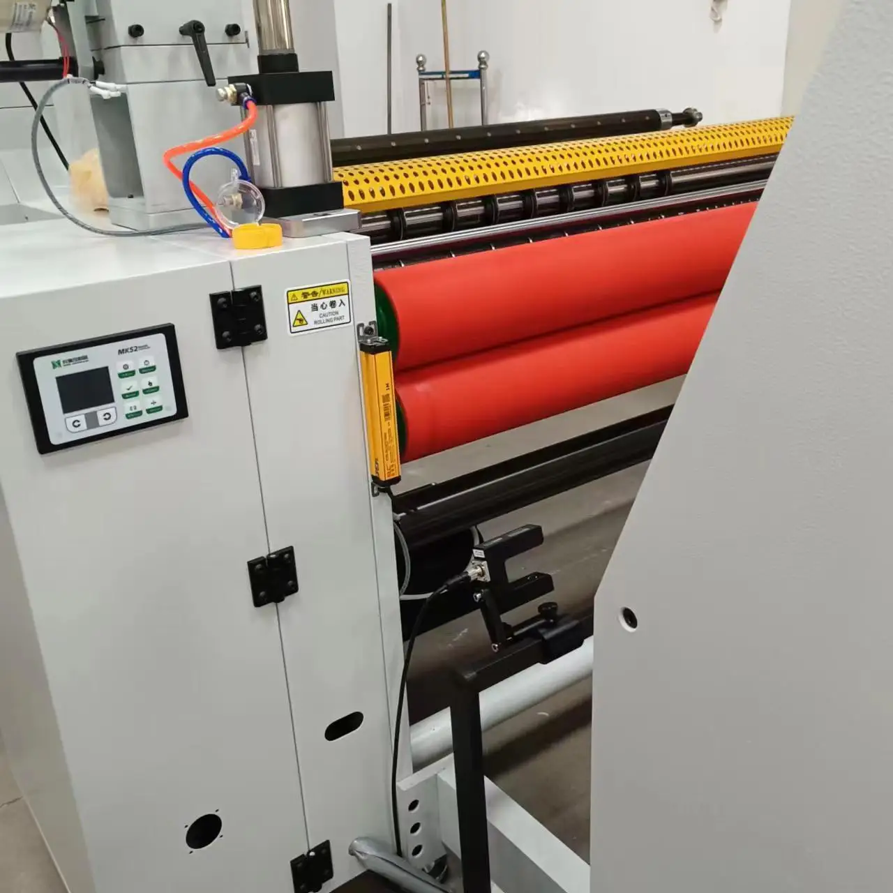 Full Automatic Fabric Cutting Machine Round Blade Slitting Machine Automatic Metering for  Nylon Buckle and Buckle Strap