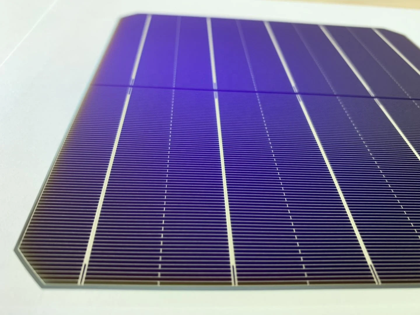 N-образная моно-билицевая солнечная батарея HJT для оптовой