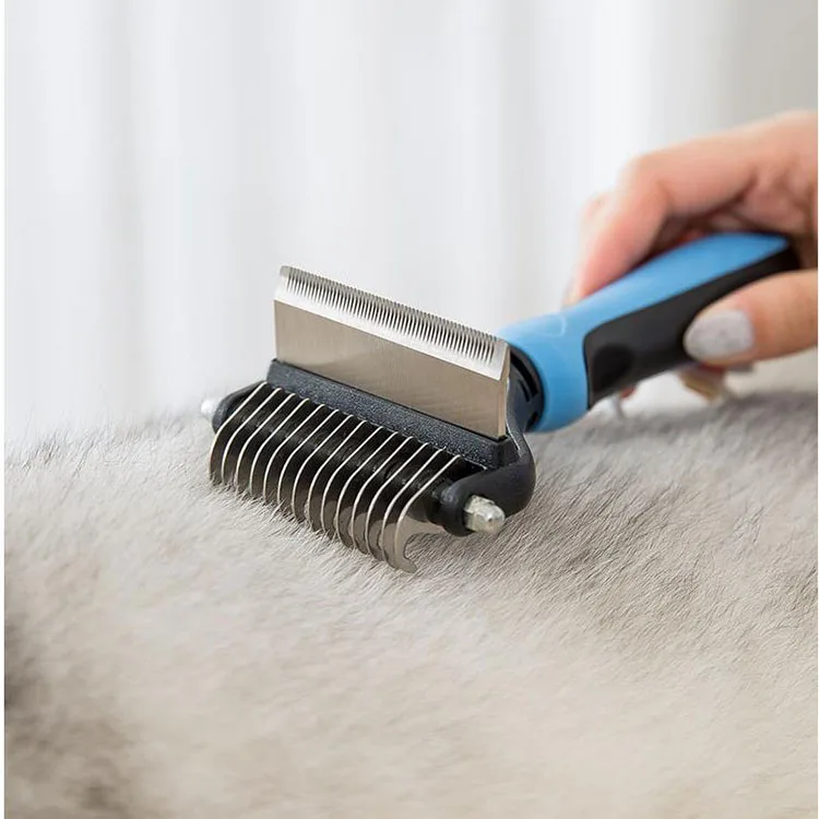 Comfortable 2 in 1 Deshedding Tool Pet Grooming Brush for Dogs and Cats