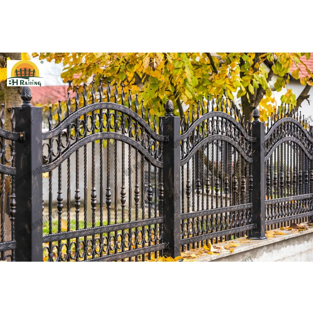 High Quality Outdoor Wrought Iron Fence and Gate Ornamental Steel Fence  Popular Design Custom Aluminum Fence and Gate, image size:1000x1000