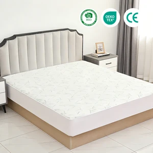 Hot Selling Factory Bamboo Waterproof Mattress Protector Breathable and Cooling Mattress Pad Cover