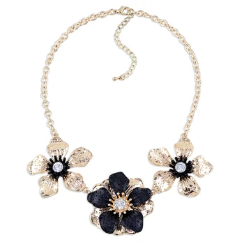 KAYMEN Zinc-alloy Rose Flowers Choker Necklace Bohemia Statement Pendant Necklace for Women 3 Colors Available Fashion Jewelry