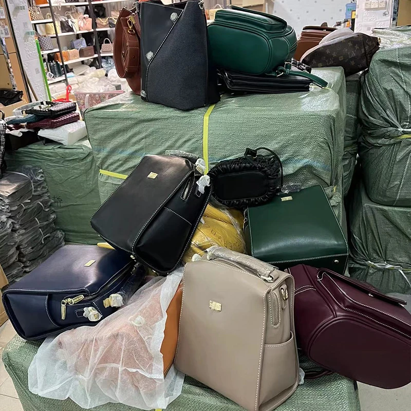 Liquidation Clearance Wholesale Stock Handbag Sets Factory Promotion