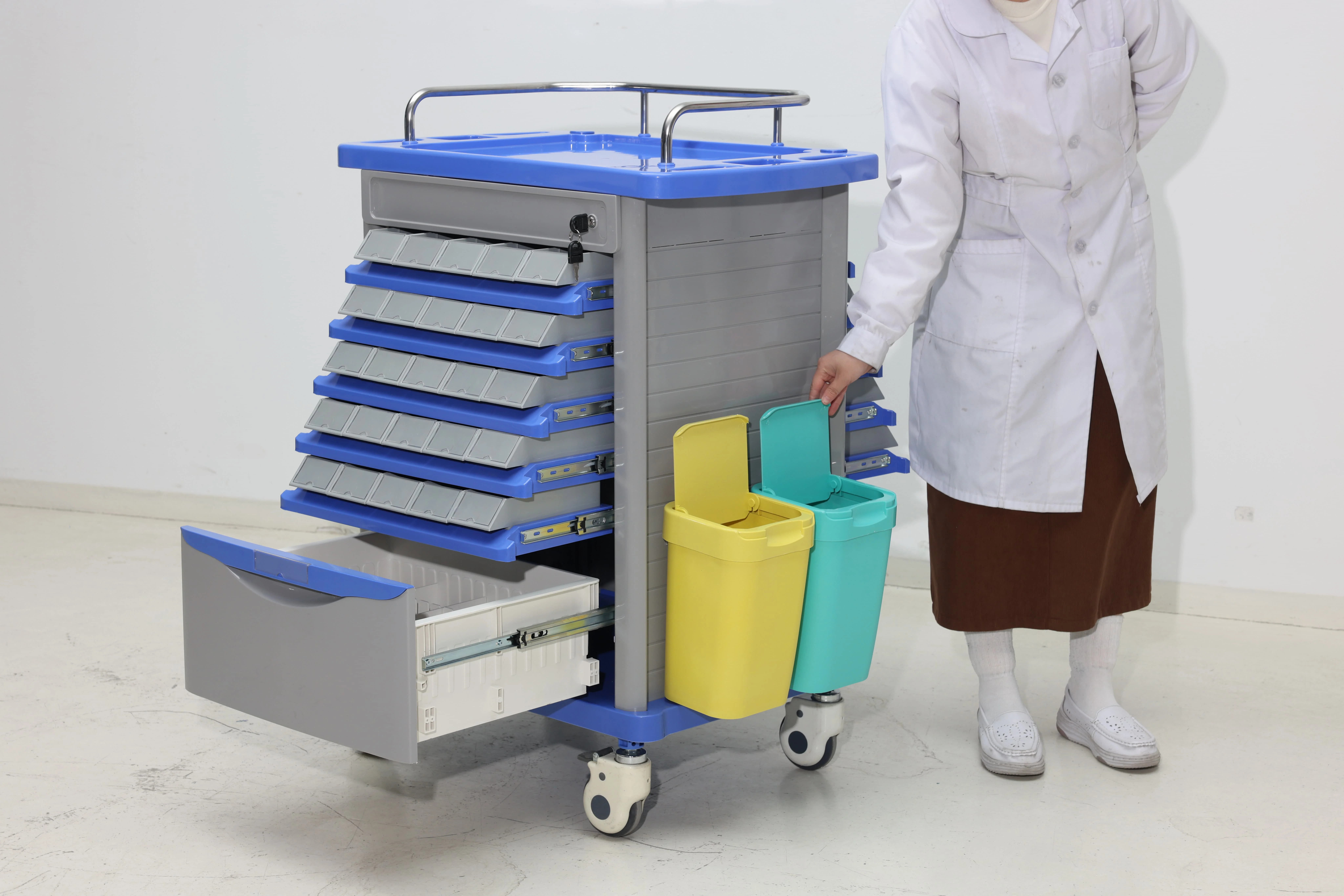 Patient-Specific Medication Organizer 100-Time Slot Compartments ABS Individual Lock Security Gradients Modern Hospital Hotel 3