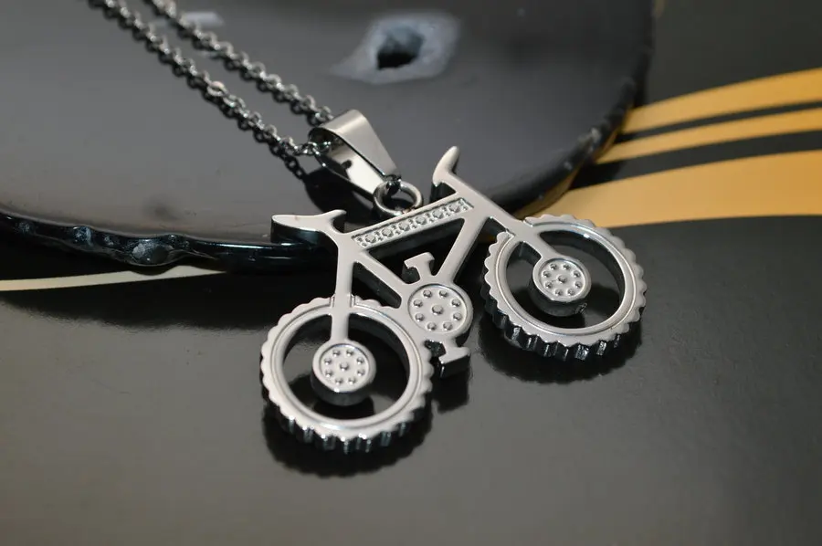 Colgante De Bicicleta En Acero Hipoalergénico - Collar Unisex Para Ciclistas, Regalo Original