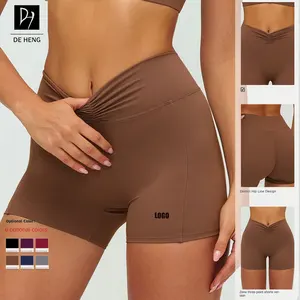 Hot Selling Tummy Control Yoga Shorts Deep V Shape Design High-Waisted Deportivos Para Mujer Scrunch Butt Women Yoga Shorts