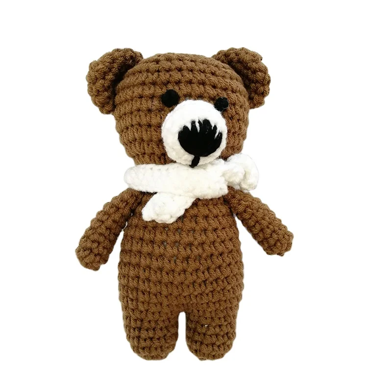 Oso de peluche de ganchillo respetuoso con el medio ambiente para