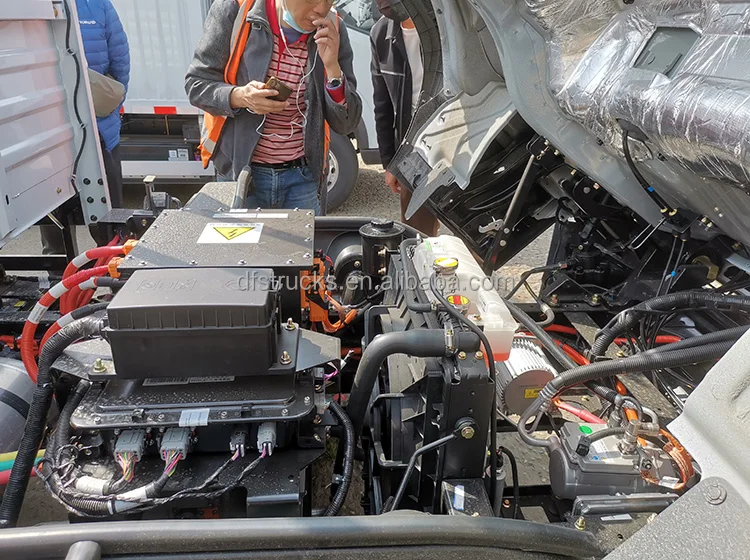 Однорядная кабина DONG FENG 4x2 6 колёс 106 95квтч большой радиус действия электрическая легкая грузовая техника