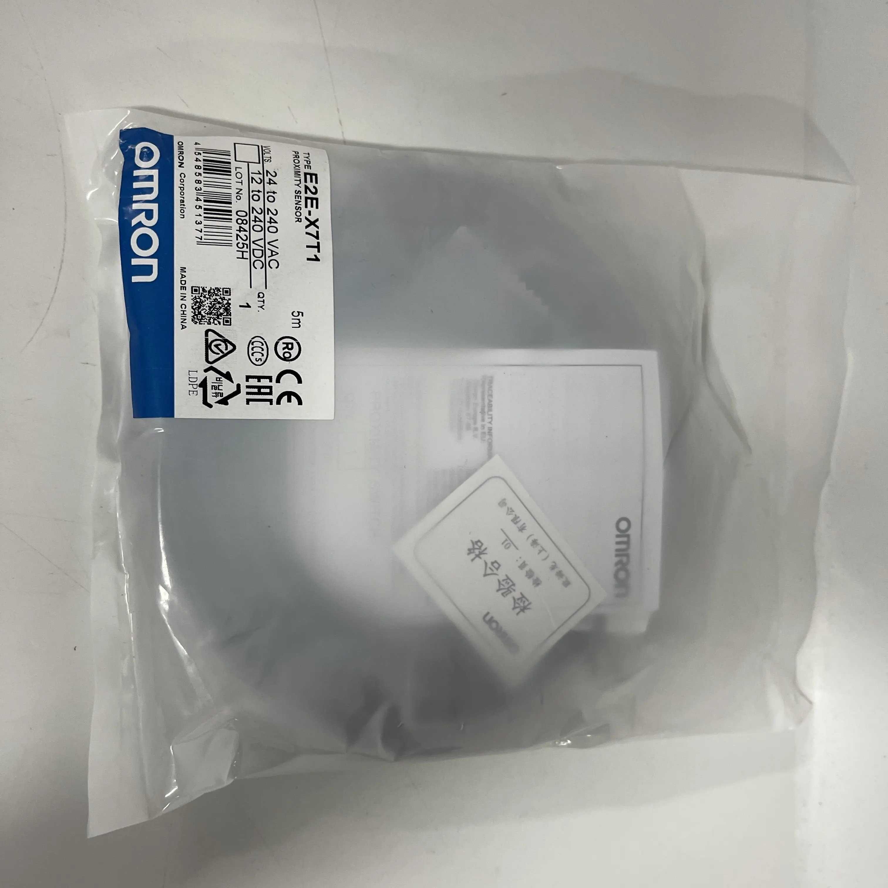 OMRON Inductive Proximity Sensor E2E-X7T1 OMRON Inductive Proximity Sensor E2E-X7T1