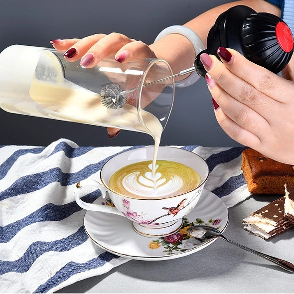 Полностью автоматическая кофеварка для приготовления пены бытовая модная посуда кофе вспениватель молока чашки перемешивания