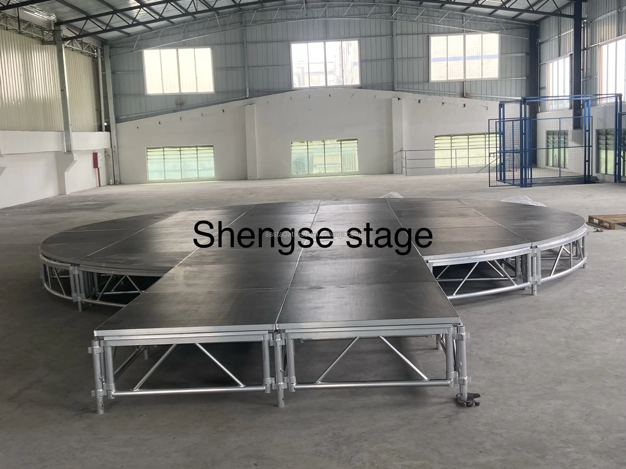 product aluminum adjustable height round stage with runway suitable for concerts weddings and fashion shows-11