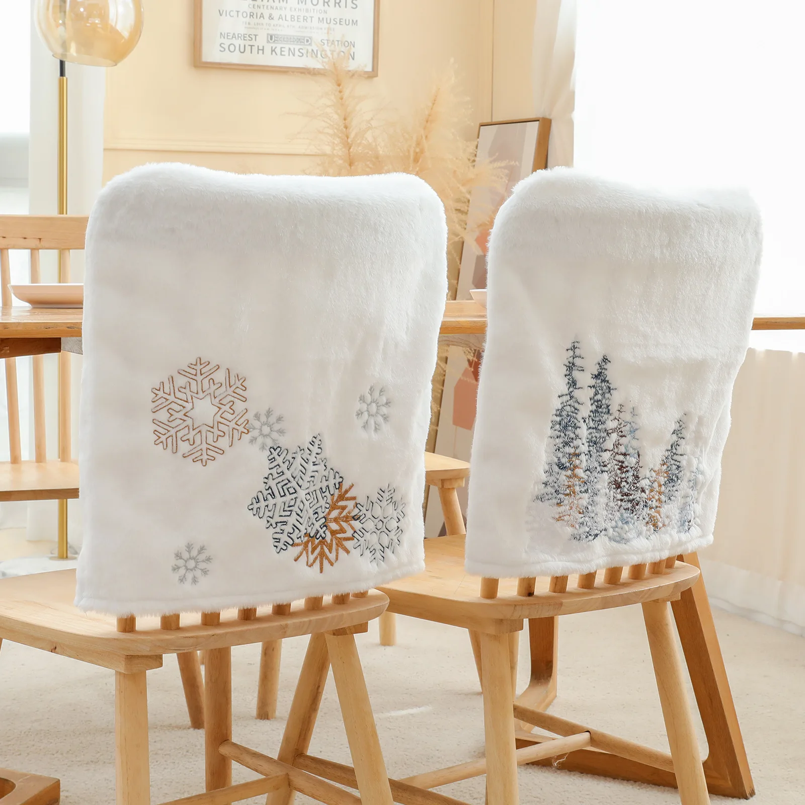 New Nordic Style Embroidery Snowflake Pine Tree Printed Christmas Chair Back Covers for Dining Room Plush Chair Seat Cover