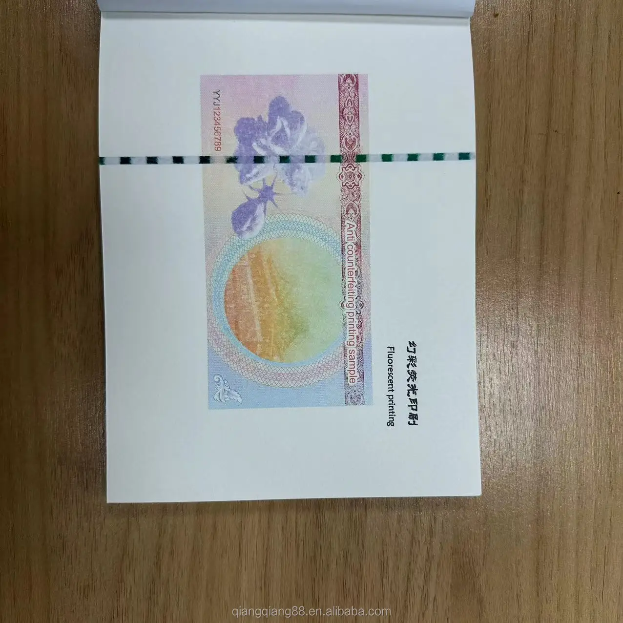 Qiang Qiang Indian Custom 100% Cotton Paper Security Paper Green to Blue Thread with Uv Invisible Fiber