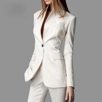 Женский белый стильный пиджак