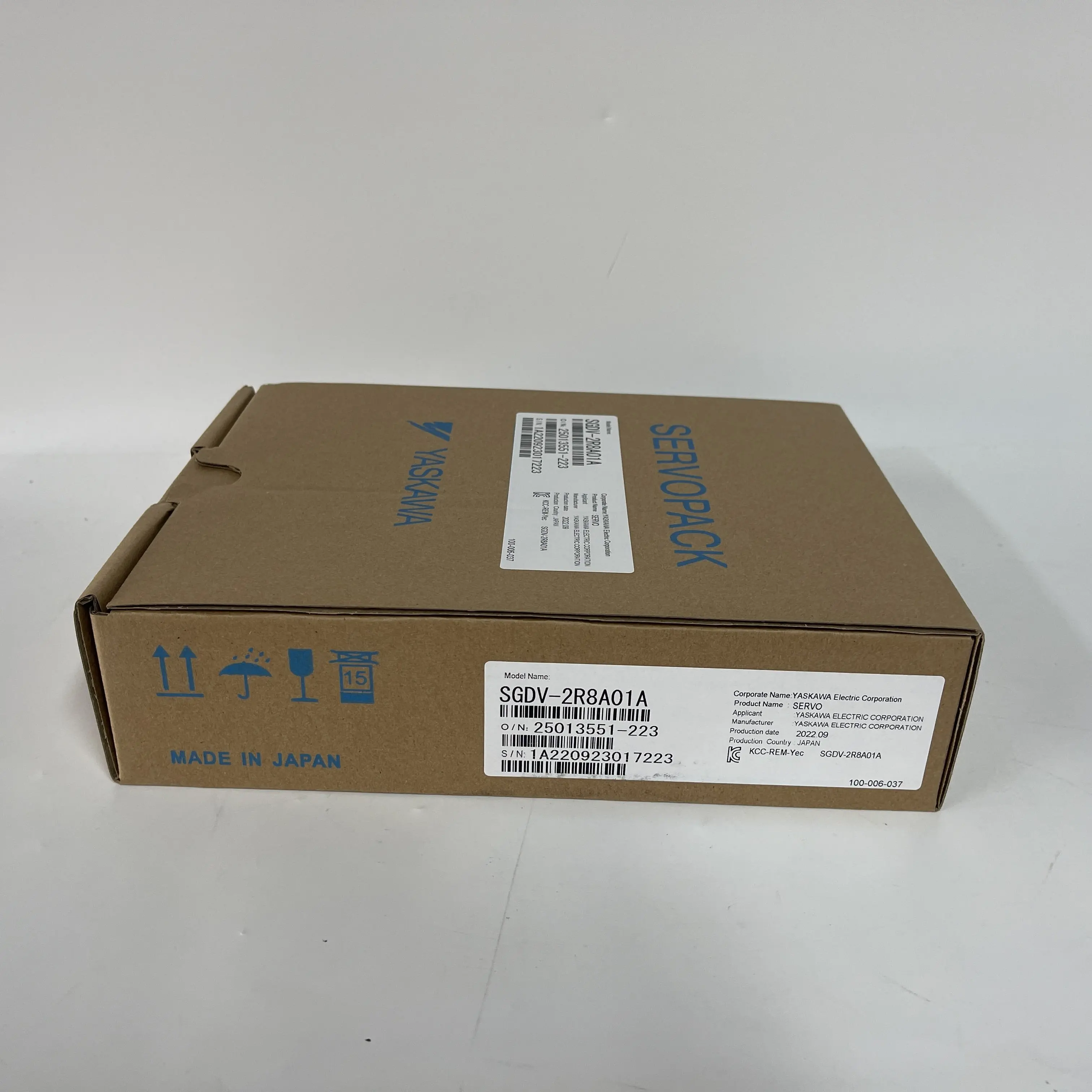 Yaskawa Servo Drive Servopack SGDV-2R8A01A Yaskawa Servo Drive Servopack SGDV-2R8A01A