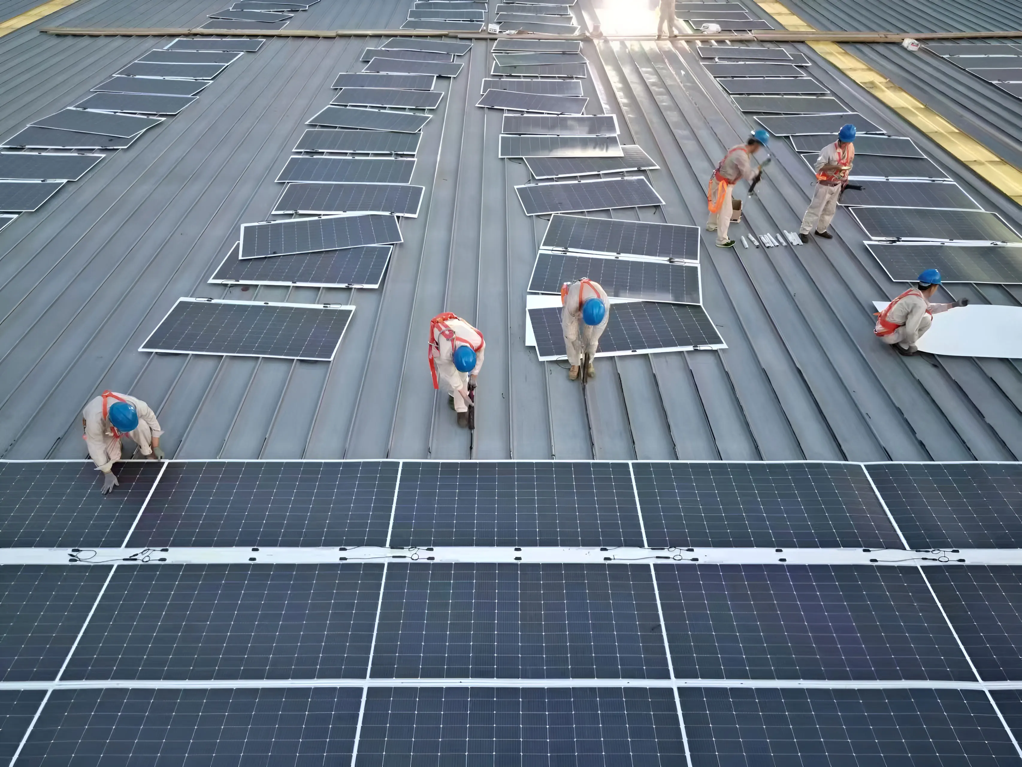 Solar System With Industrial And Commercial Crystalline Silicon Solar ...