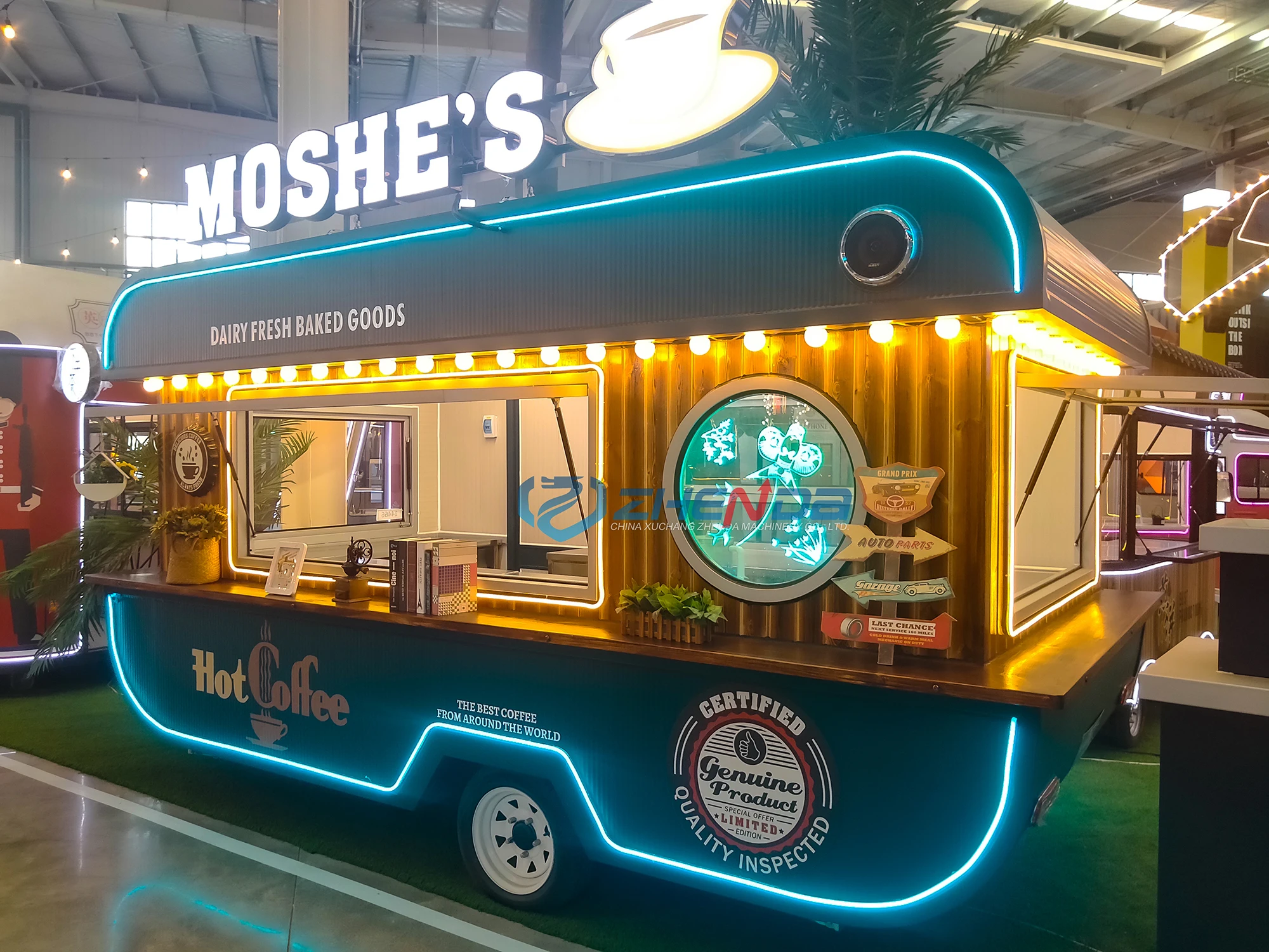 High quality brand new low price Fast food car Dining car Food truck with full kitchen Food car