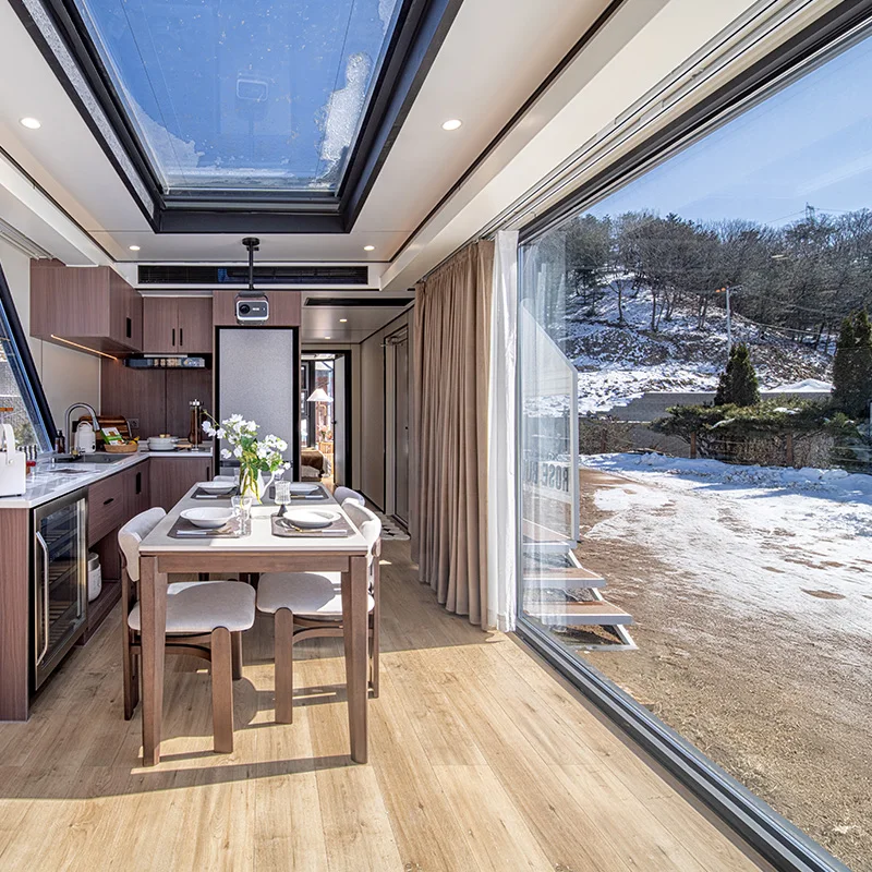 カプセルキャッスルハウス2階建てプレハブユニット・環境配慮の現代的 