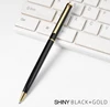 Negro brillante con oro