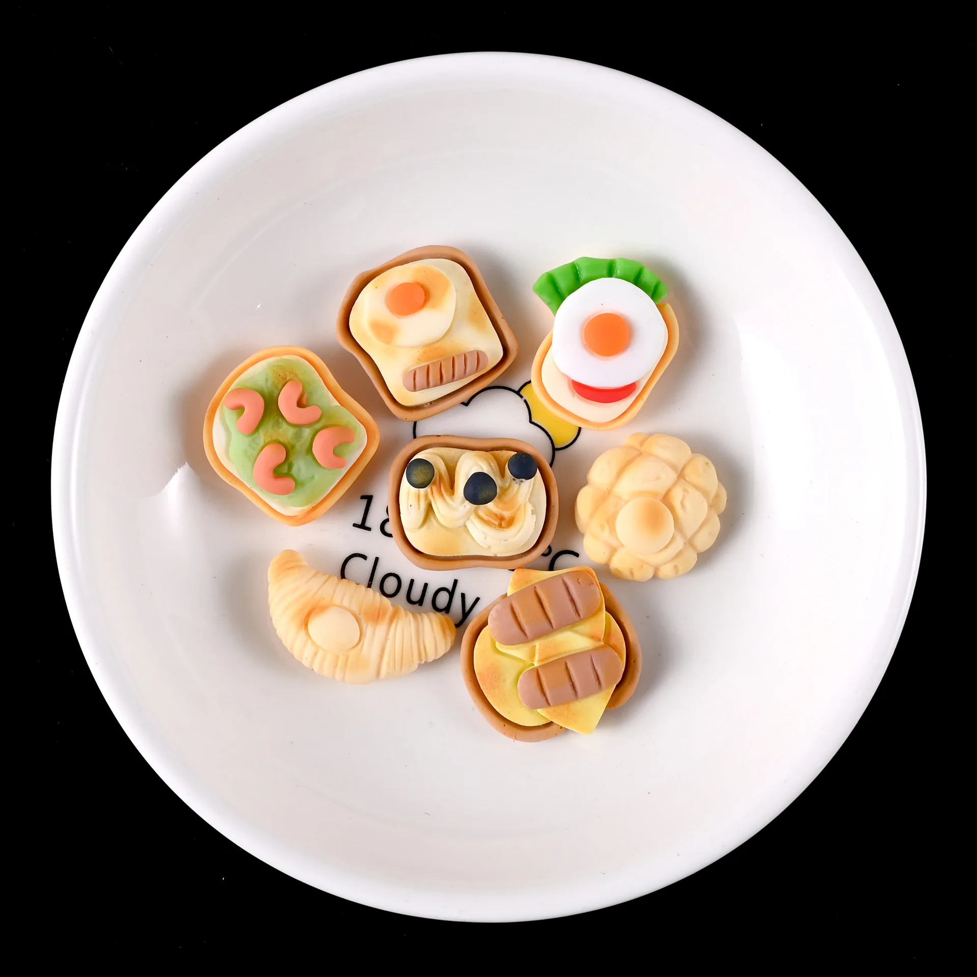 Microlandscape Simulation Croissant Pineapple Bun Food Resin Charms for Decoration