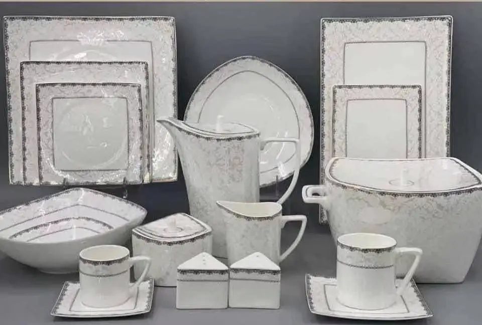 Latest New Full Design125pcs 66pcs Egyptian Dinnerware Luxury Fine