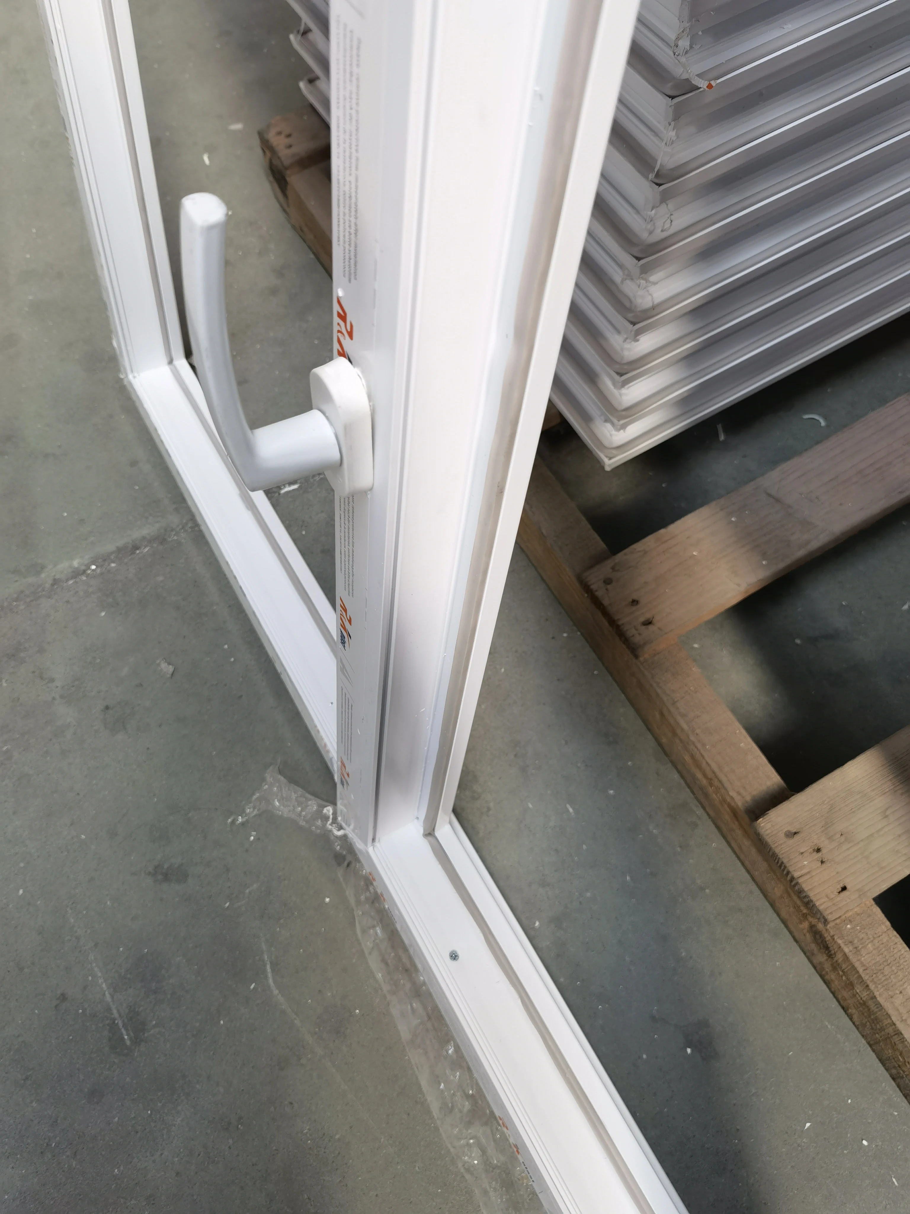 High Quality Upvc Tilt and Turn Window with Roller Shutter Pvc Window