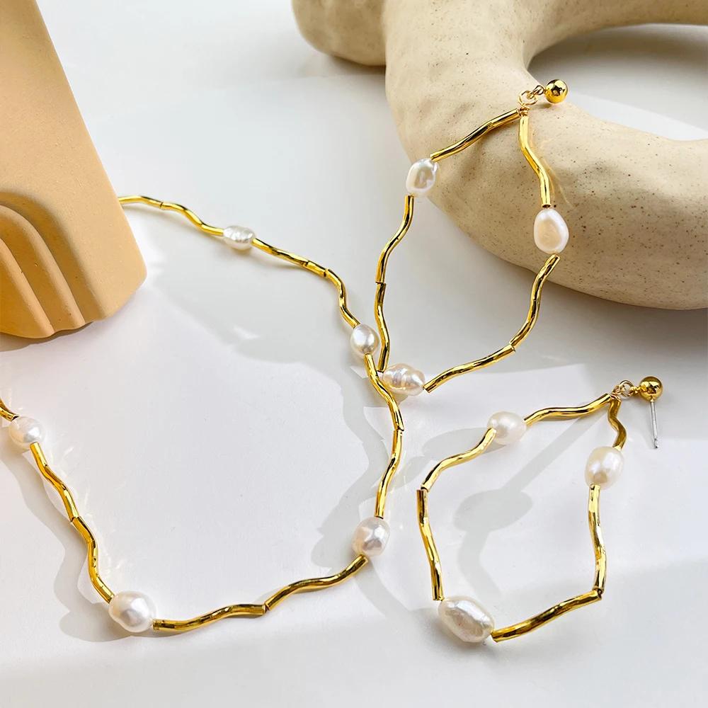 N0193 Elegant Gold Plated Wave Natural 