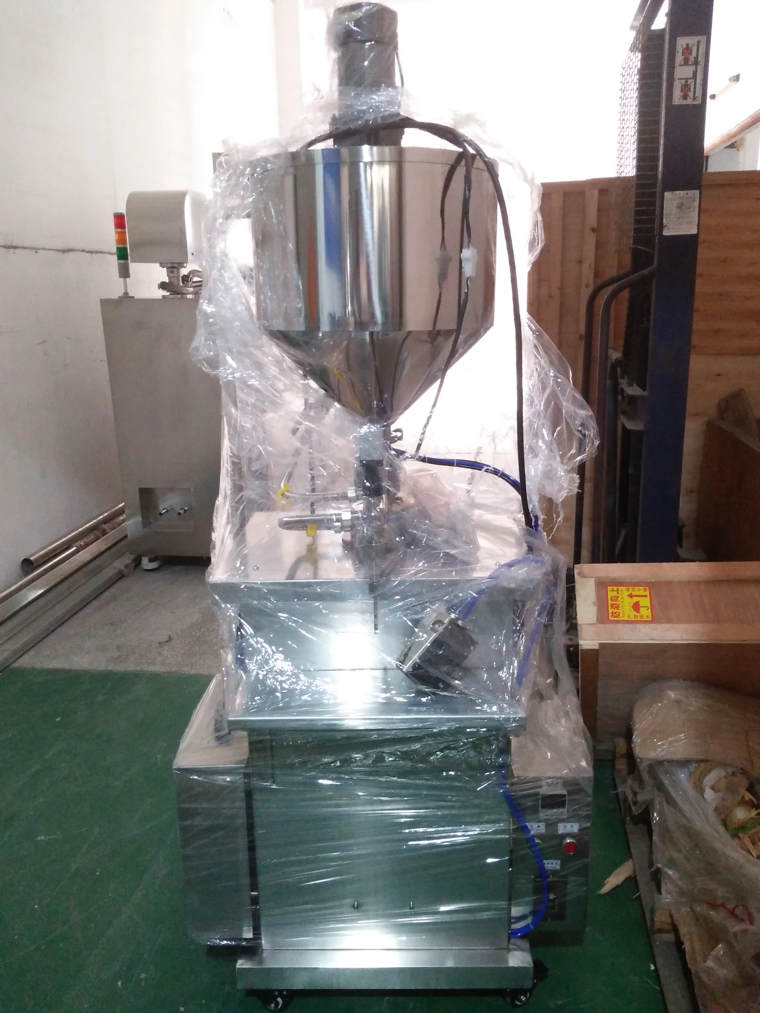 Машина для розлива крема пневматического типа, машина для розлива маслом маленькой дозы, машина для розлива пасты с нагревателем и смесителем