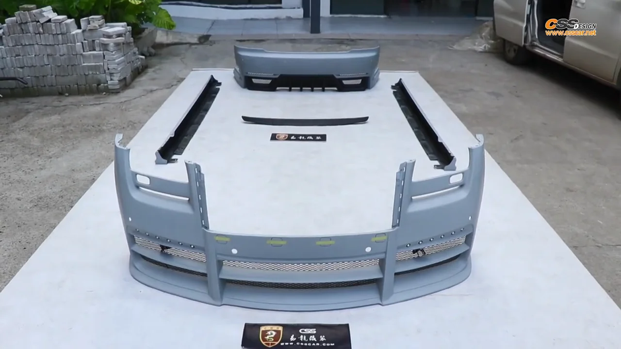 Css Design Carbon Fiber Car Bumpers Side Skirts Body Kit For Rolls