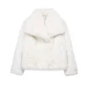 Bianco (grande collo di pelliccia)