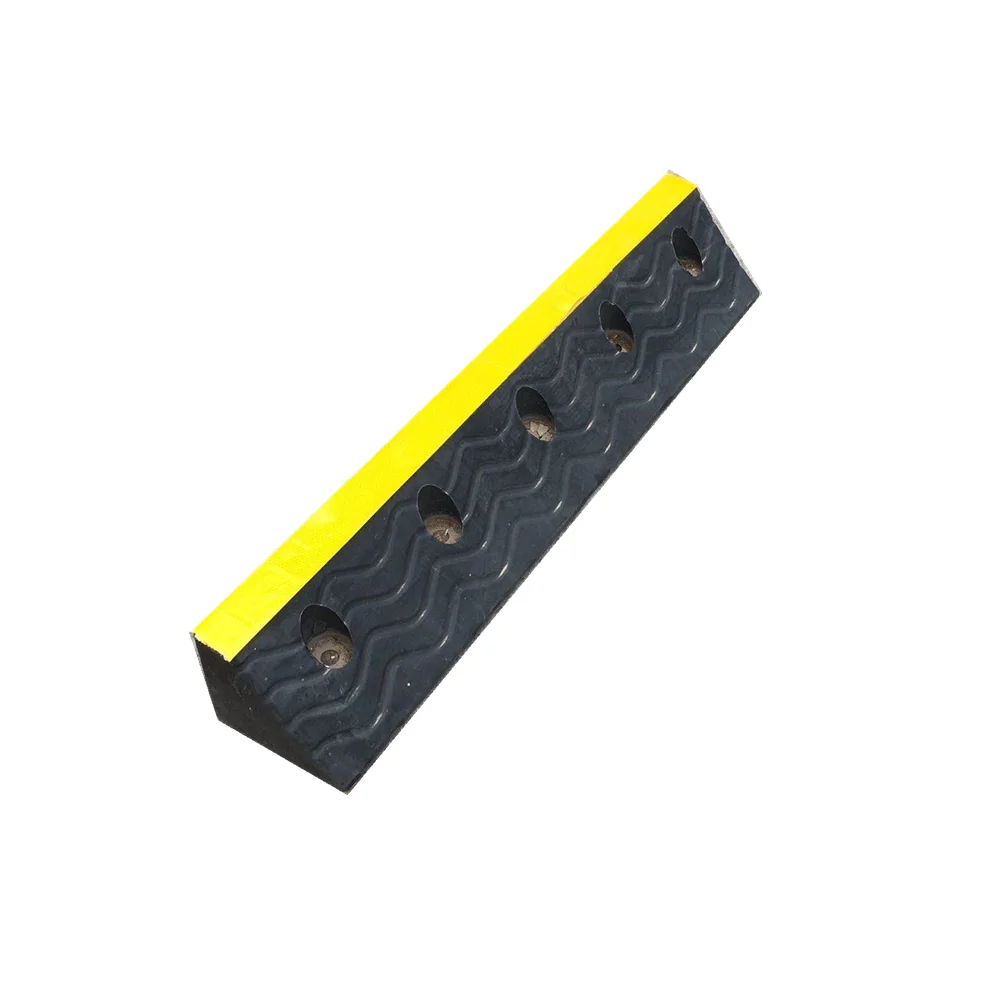 Best Price 100% Recycled Rubber 1000*180*150Mm Car Wheel Stopper Premium Parking Curbs manufacture