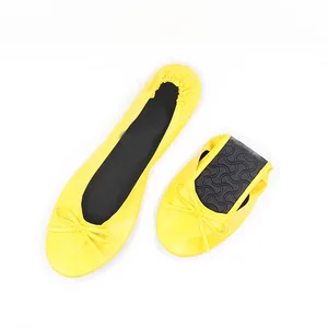 Small Moq Ladies Foldable Travel Flats Portable Wedding Favors Dancing Slippers for Guest