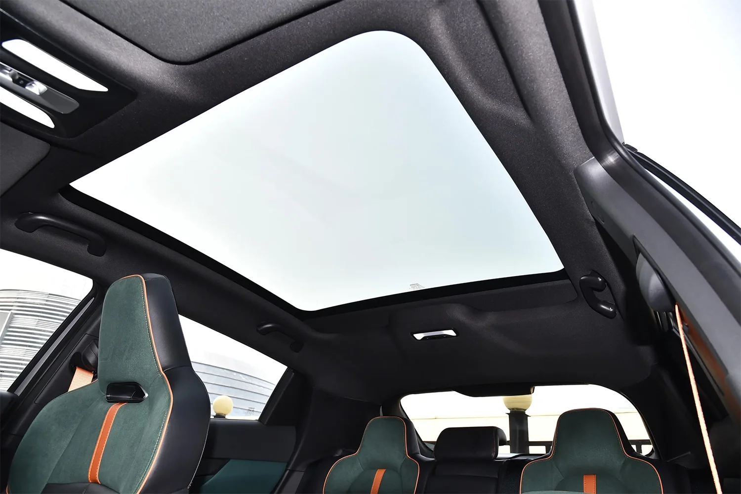 Hot-Selling New Arrival 2023 Changan Uni-T Economic SUV 92 Gasoline Vehicle From Chongqing