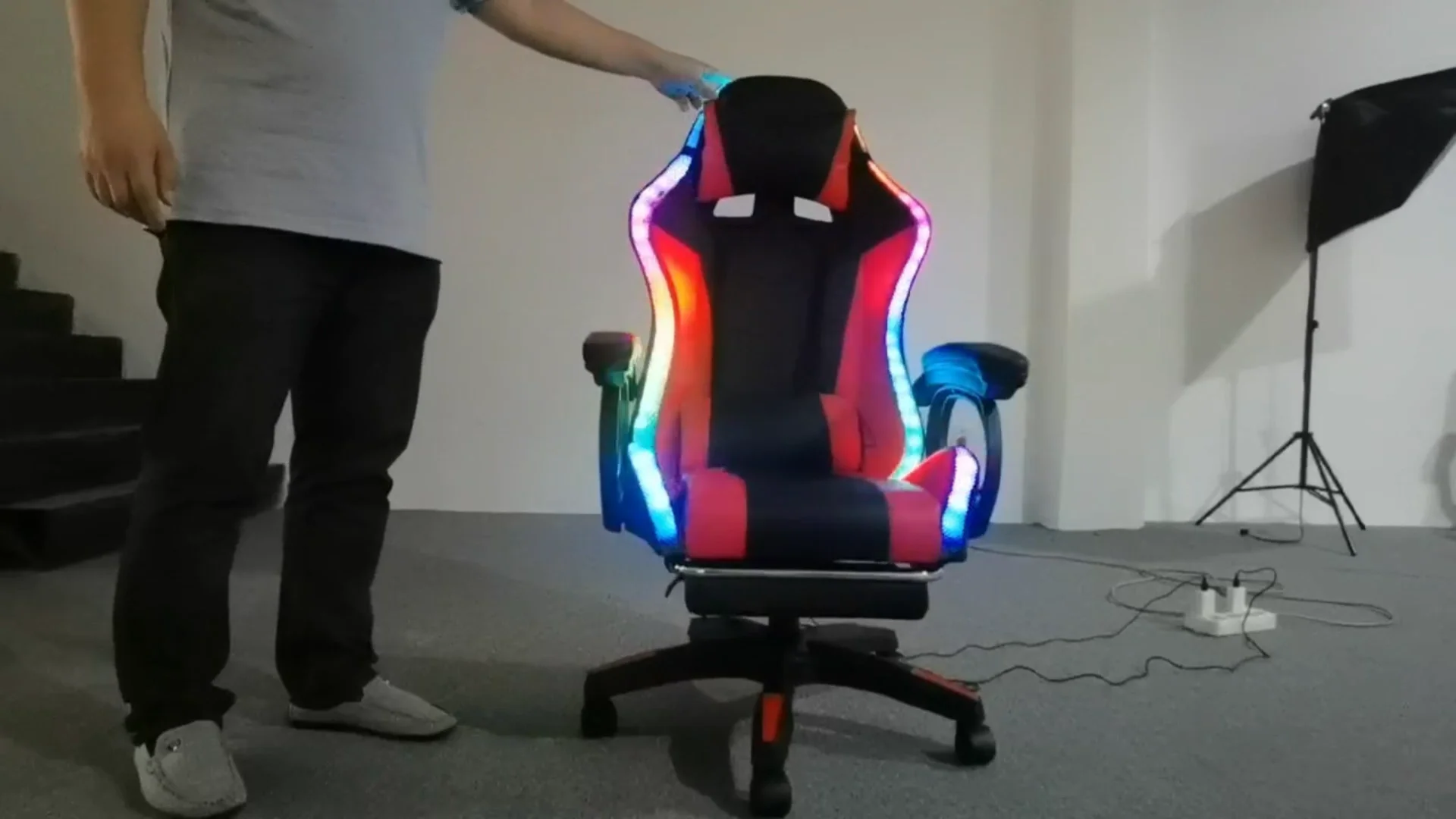 Ergonomic Leather Swivel Recliner Racer Sport Gaming Chair Furniture