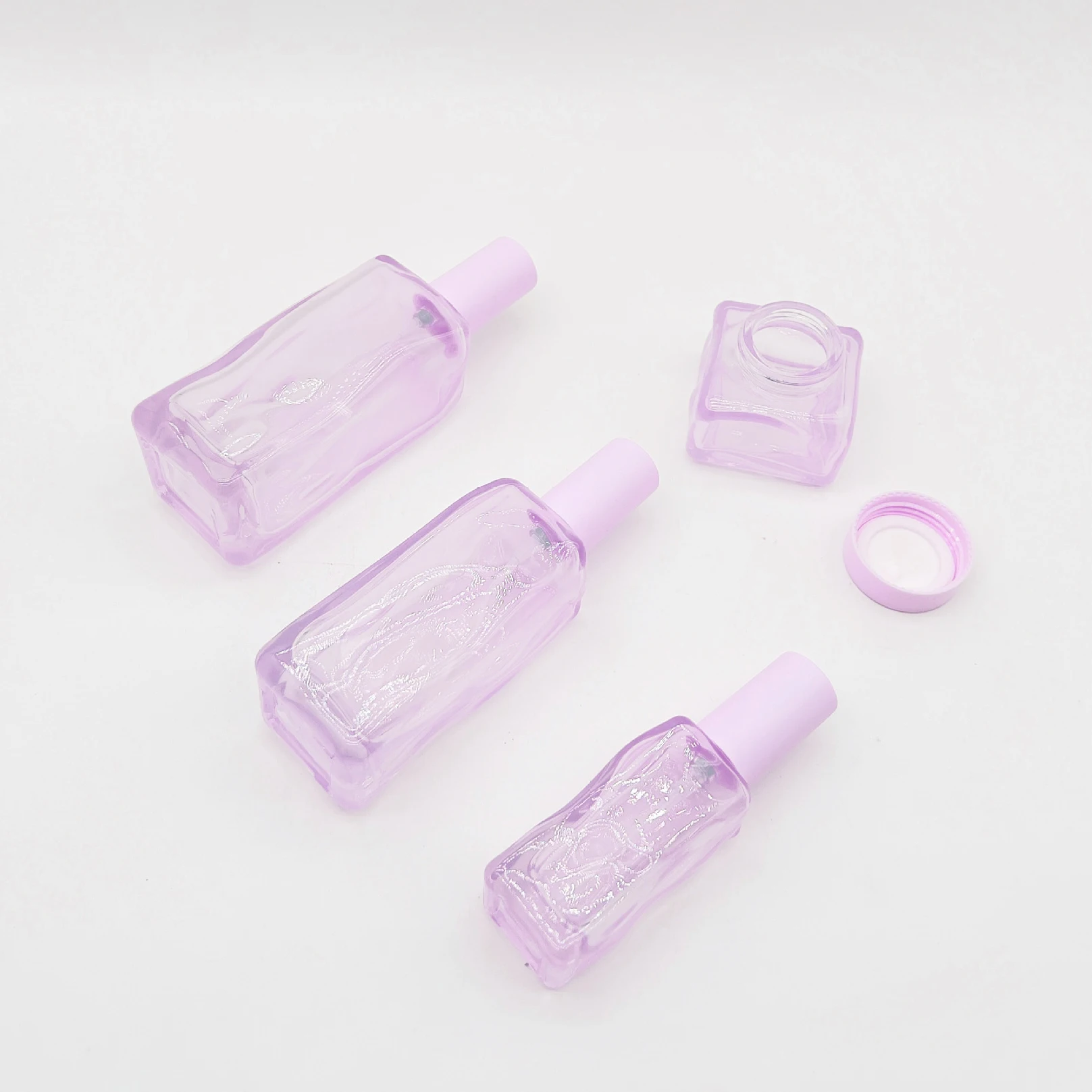 Matte Irregular Wave Glass Bottle with Plastic Pump 100ml Capacity for Skincare Packaging Free Sample for Face Cream Screw Cap