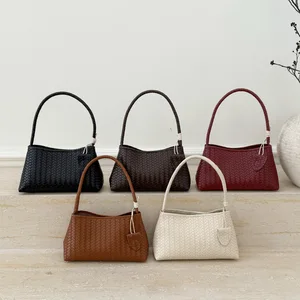 Fashionable PU Leather Retro Woven Pattern Bag Armpit Bag for Women 2026 New Casual Simple Shoulder Bag for Women