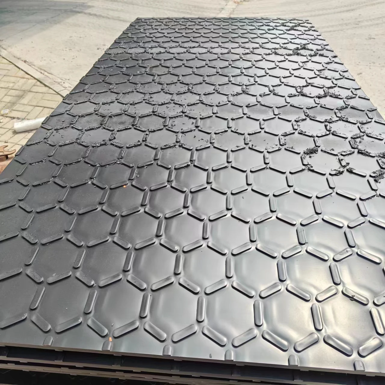 Environmentally Friendly Temporary Road Protection Mats Paving Slabs 100% HDPE PE Protective Pad White Black Colorful 15mm HUAAO