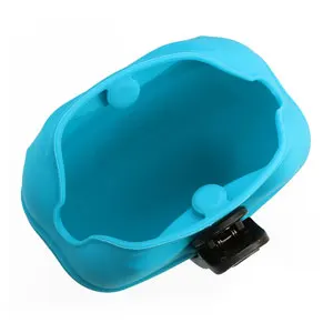 Custom Silicone Portable Dog Feeding Pouch Puppy Dog Training Treat Bag with Magnetic Closure Waist Clip