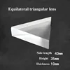 Lente triangular equilátera