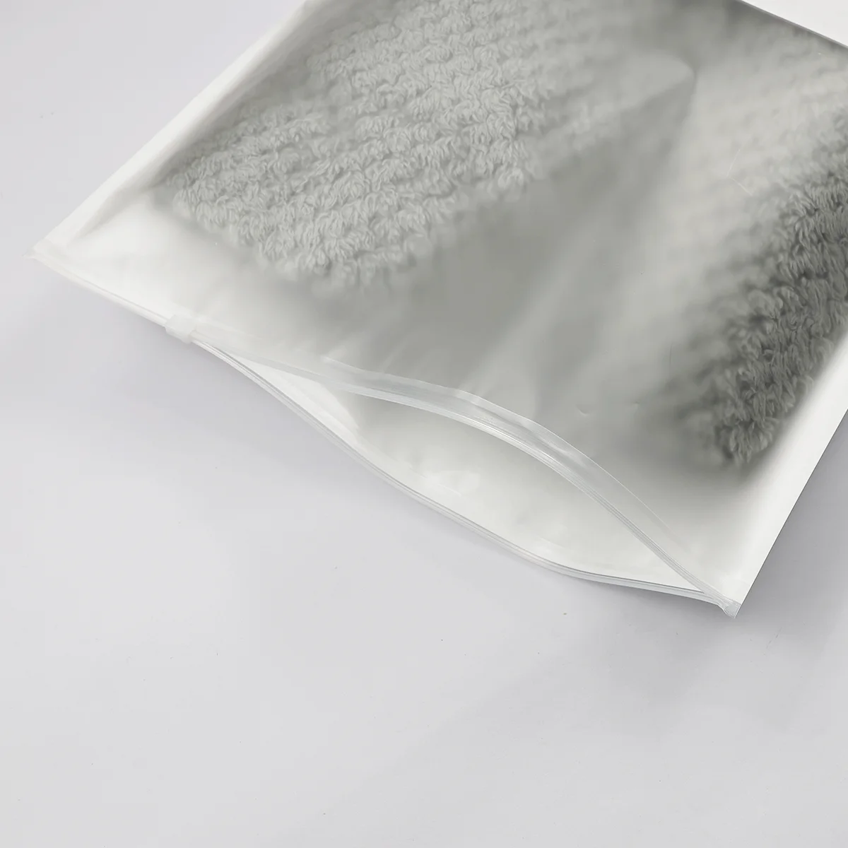 product cheap custom logo black clear garment zip lock plastic bags clothing packaging ziplock bags for clothes-6