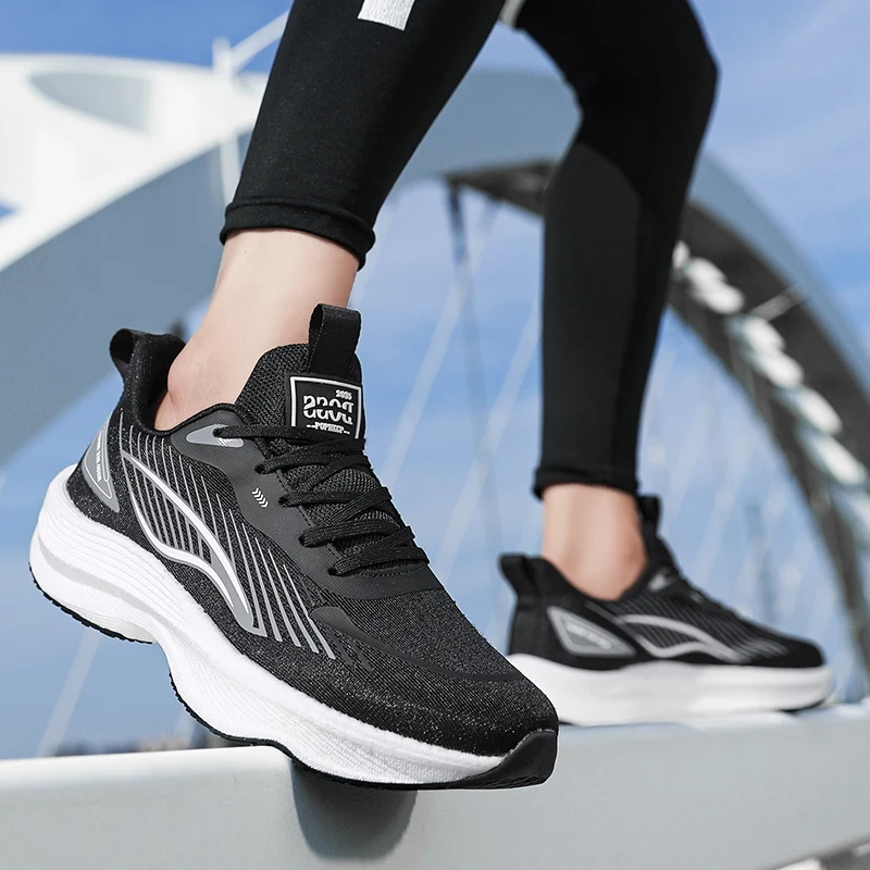 Zari OEM ODM Zapatos para correr Suela blanda Zapatos para correr Hombres  Deportes y zapatos para hombre Zapatillas de deporte para hombre