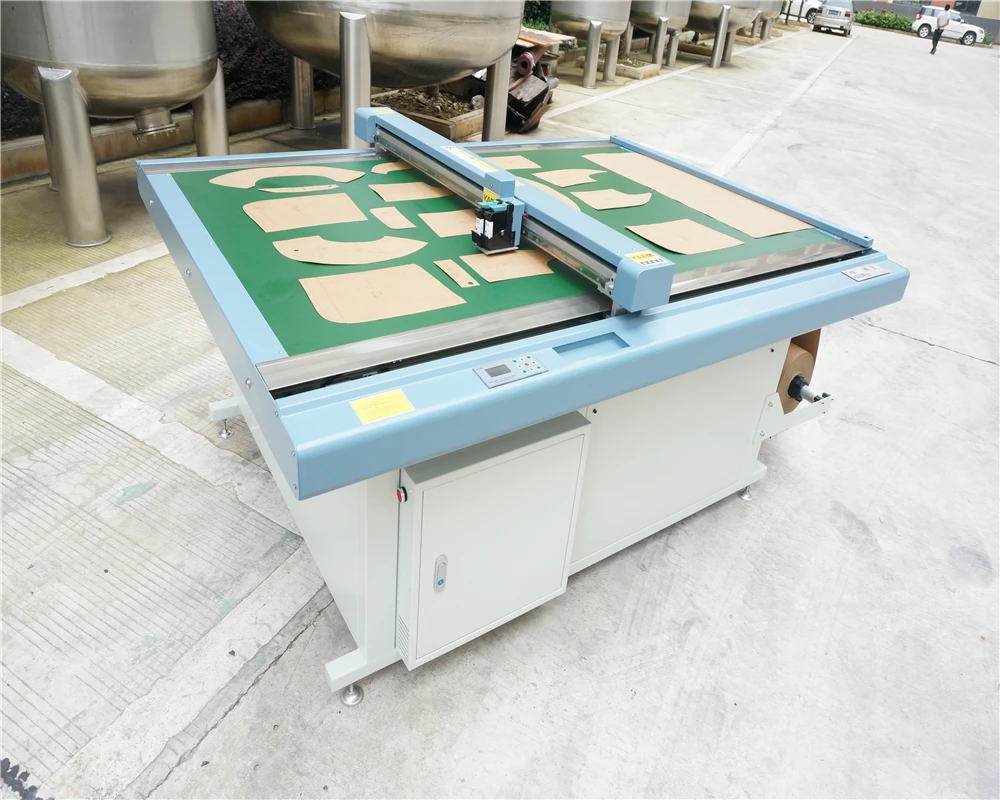 Flat Table 1510 Garment Paper Pattern Cutting Machine Cutter Plotter