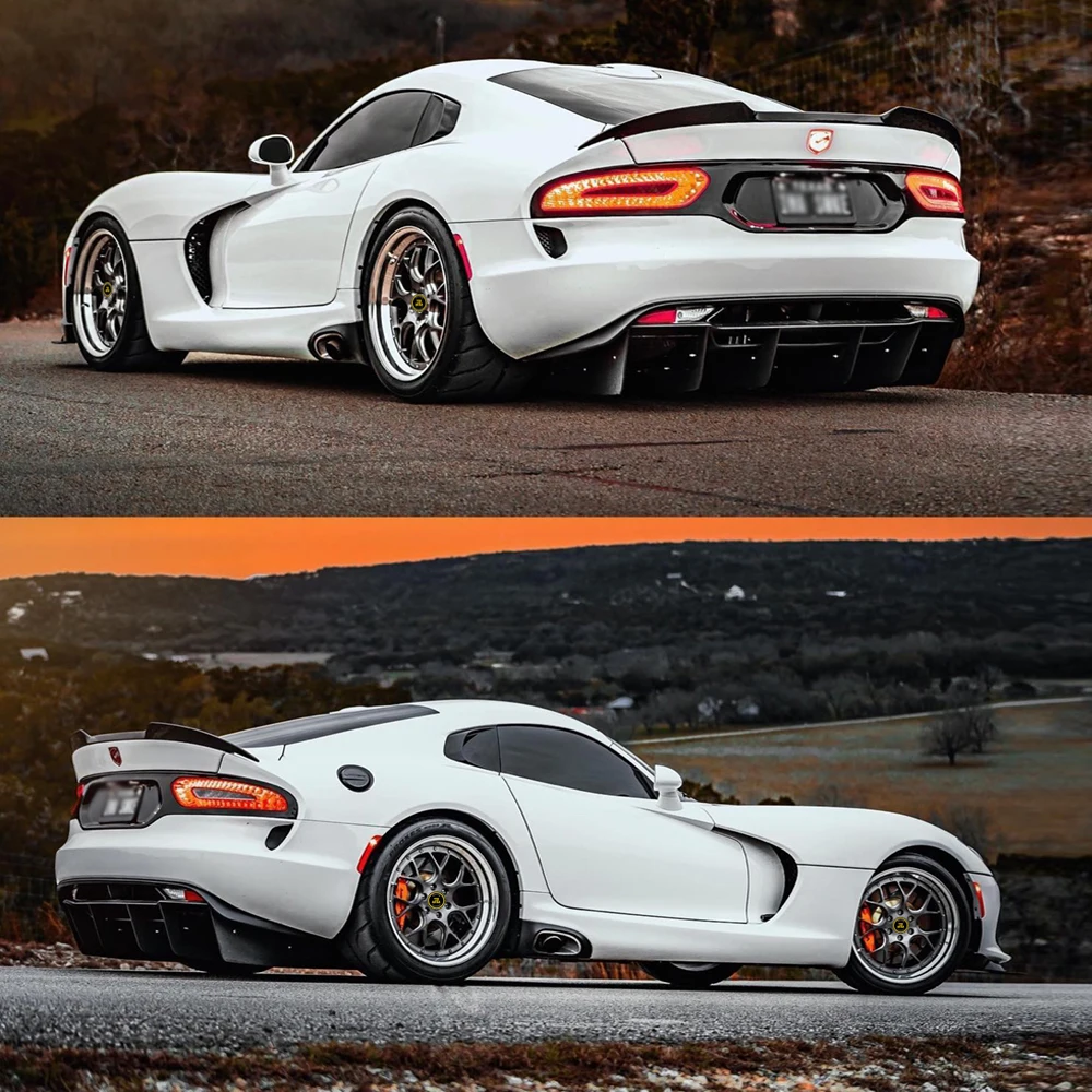 Custom Racing Car Beadlock Wheels - Carbon Fiber Rims