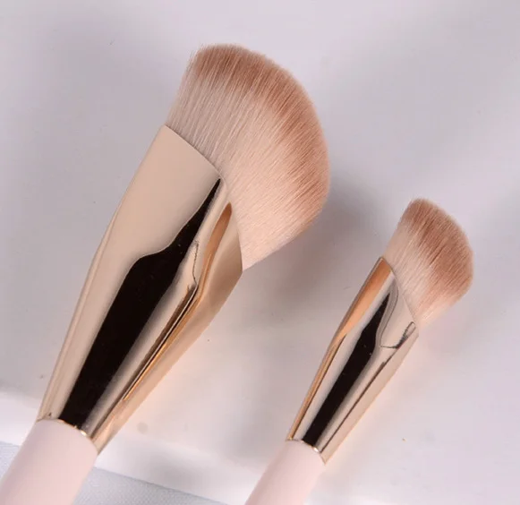 Foundation Brush (10).jpg